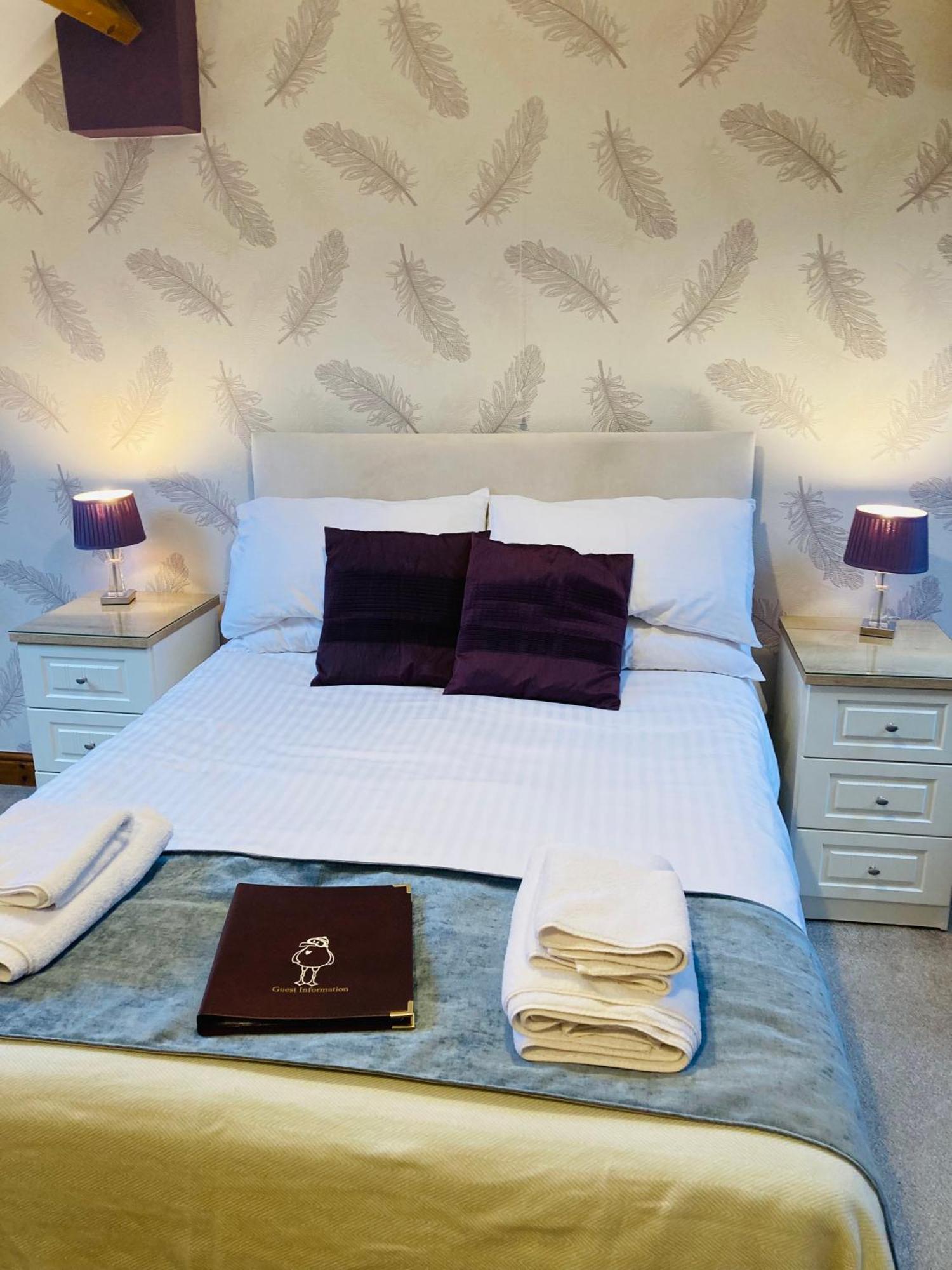 The Pathway Guesthouse Вітбі Екстер'єр фото